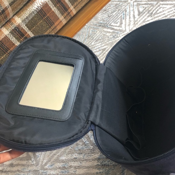 Makeup bag - Picture 8 of 10